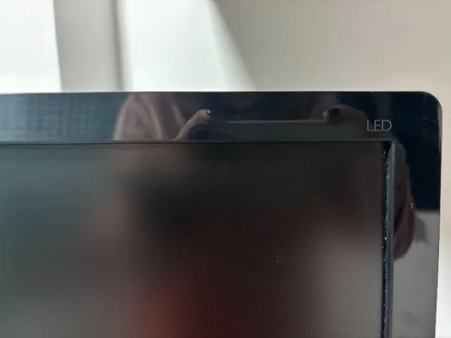 Monitor LED Philips 19,5? Widescreen (Modelo: 200V4L)  - Foto 4