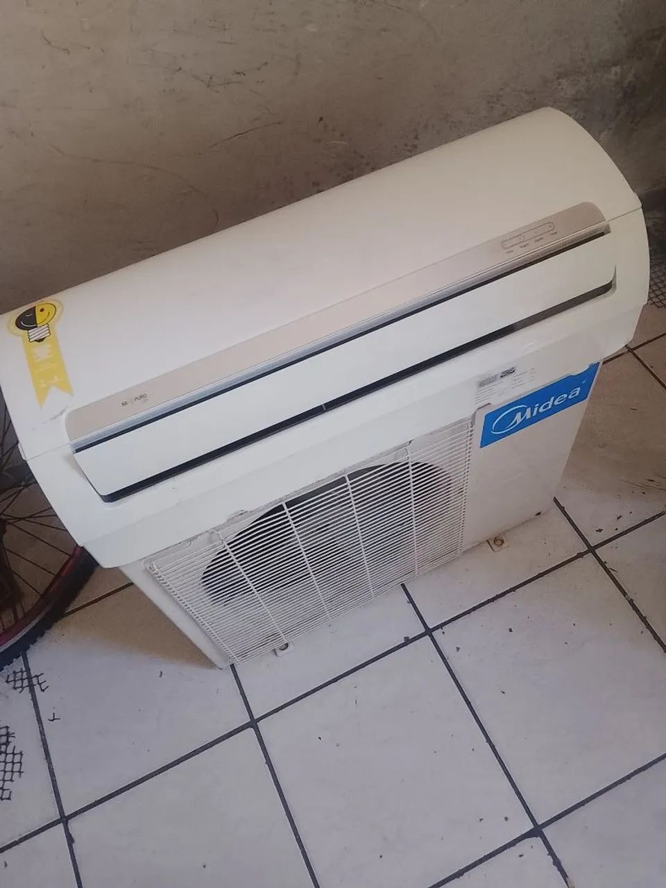 Ar condicionado 9.000 BTUs Midea 