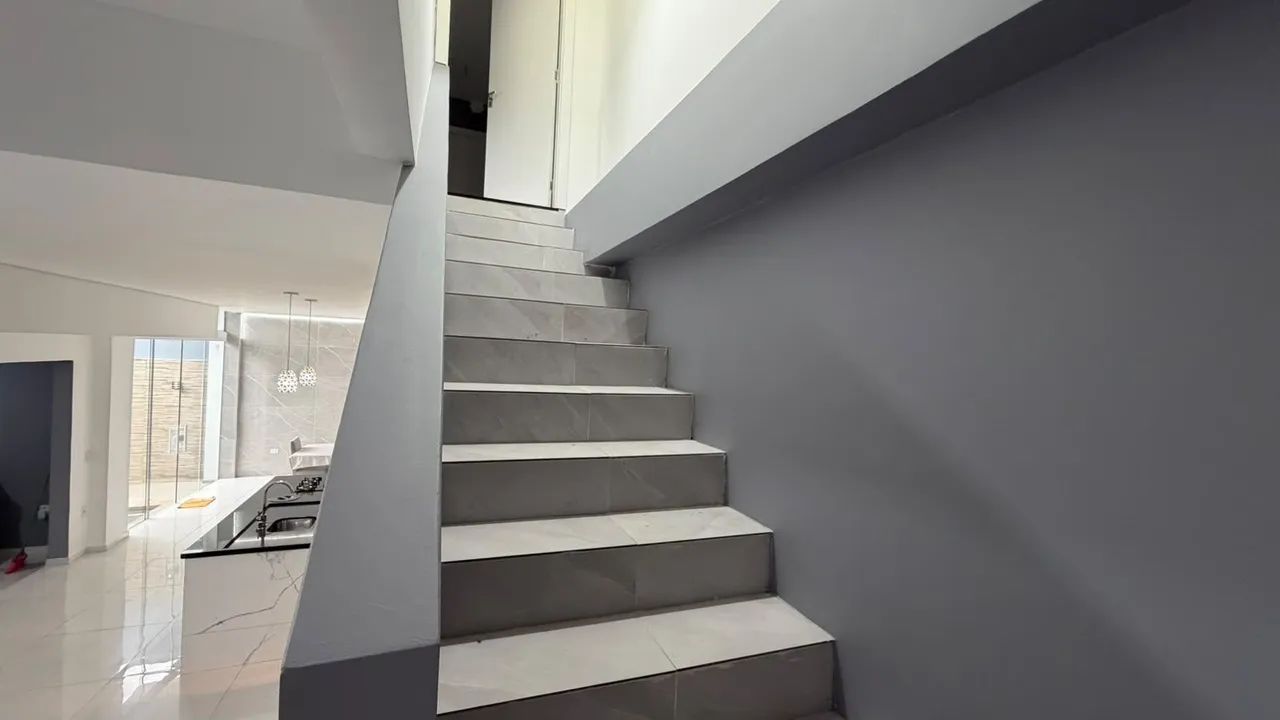 Casa comercial com 4 quartos no bairro Abraão, em Florianópolis. - Foto 4