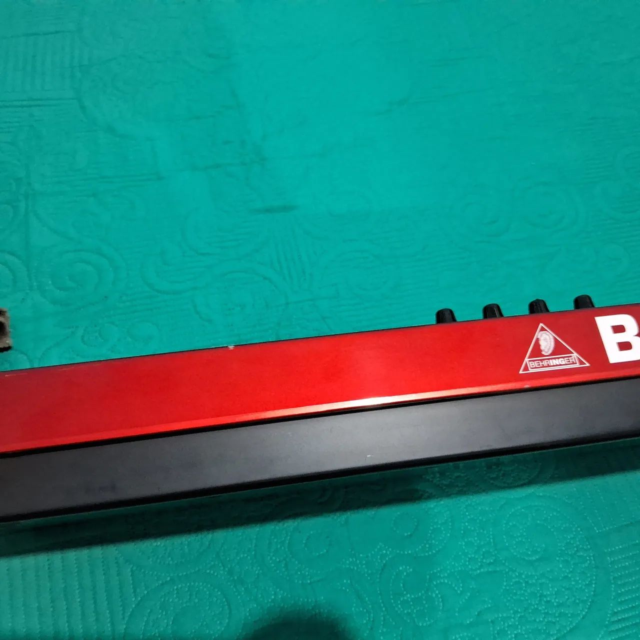 Teclado controlador behringer umx 610 - Foto 5