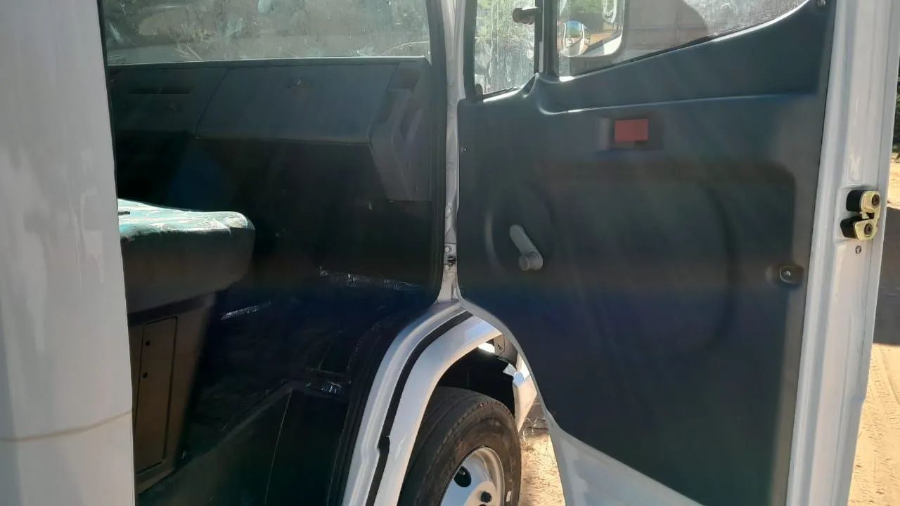 MB 710 1996 Primeira - Foto 4