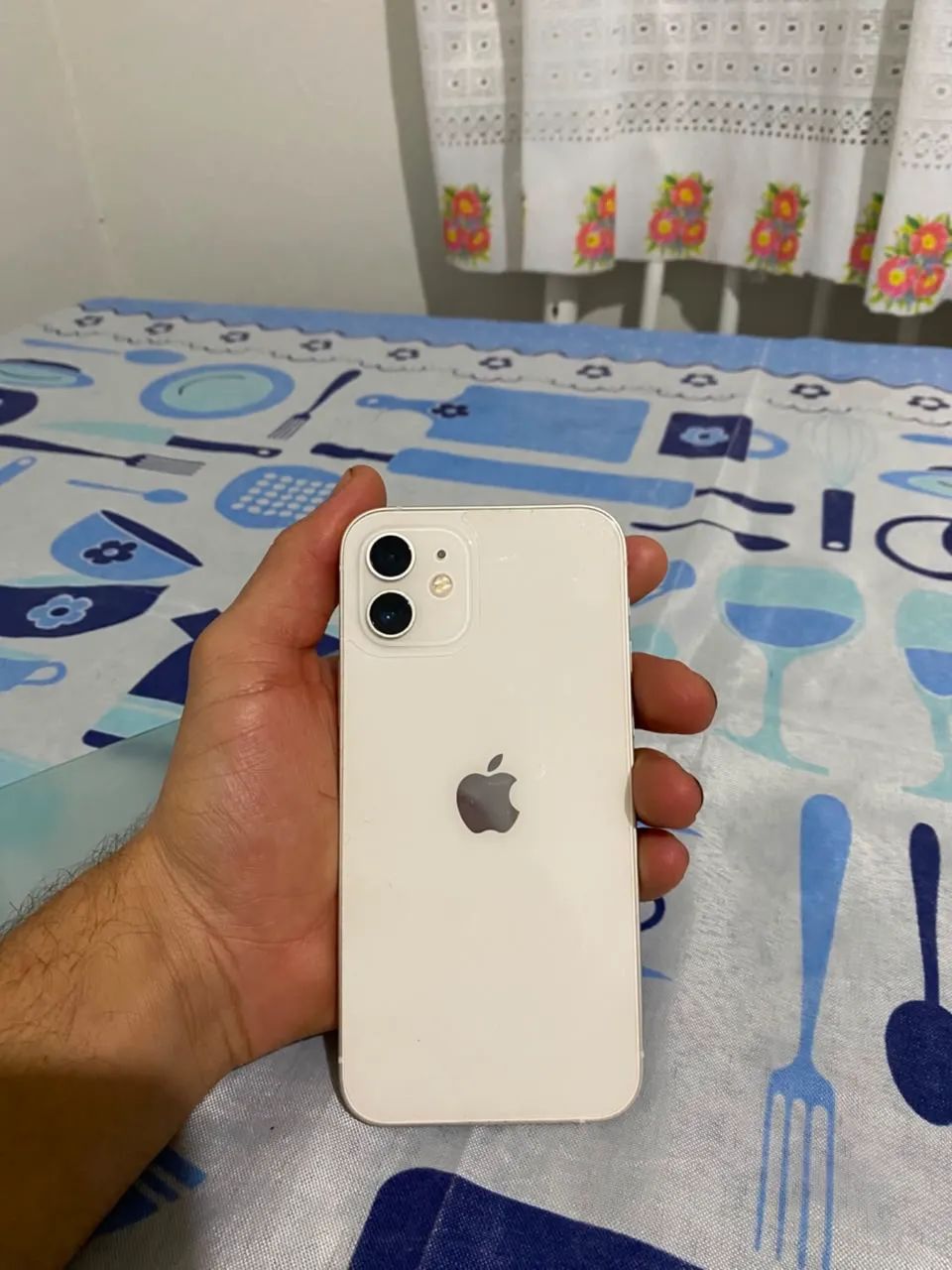 IPHONE 12
