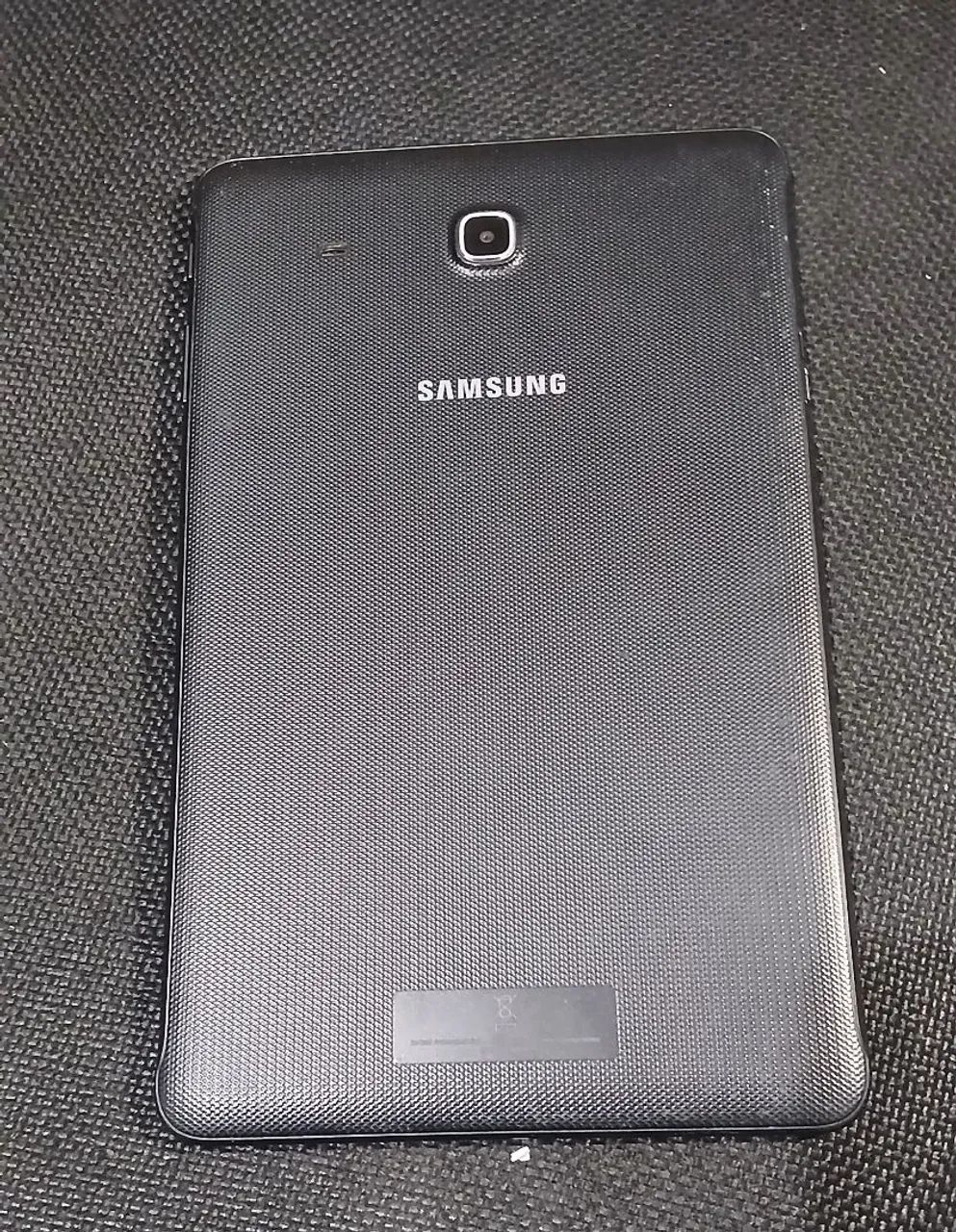 Tablet Samsung T560