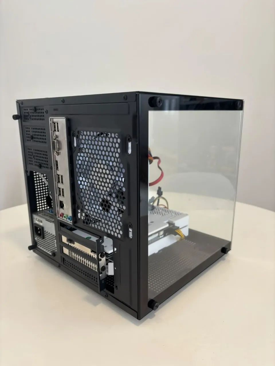 PC gamer xeon e3 1225 v2 + rx 6500 xt - Foto 2