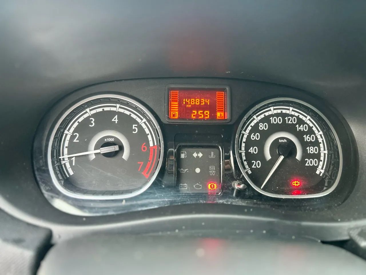 Renault Sandero Expression Hi-Flex 1.0 16V 5p, foto 8 de 9