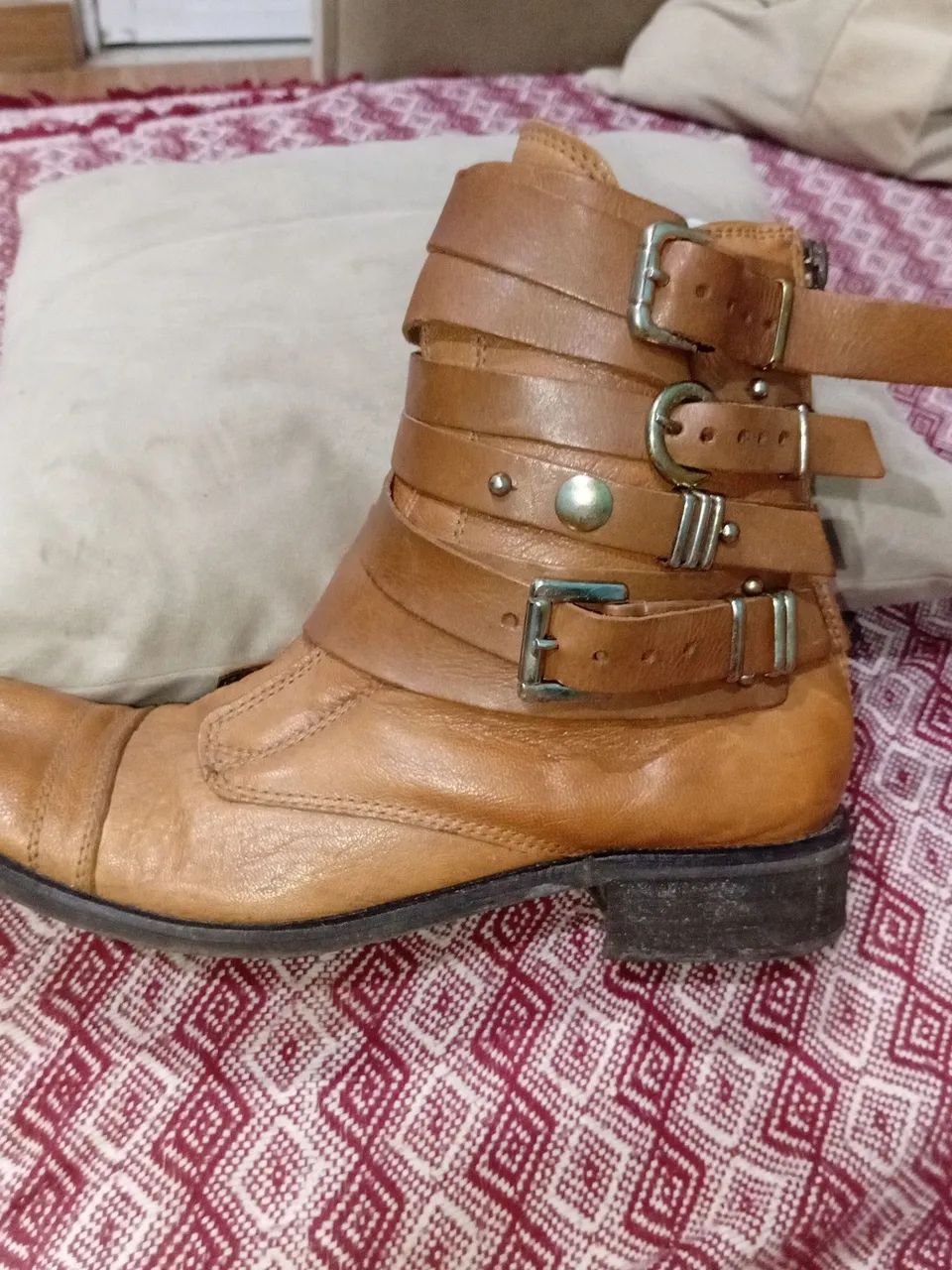 Bota de couro marrom - Foto 5