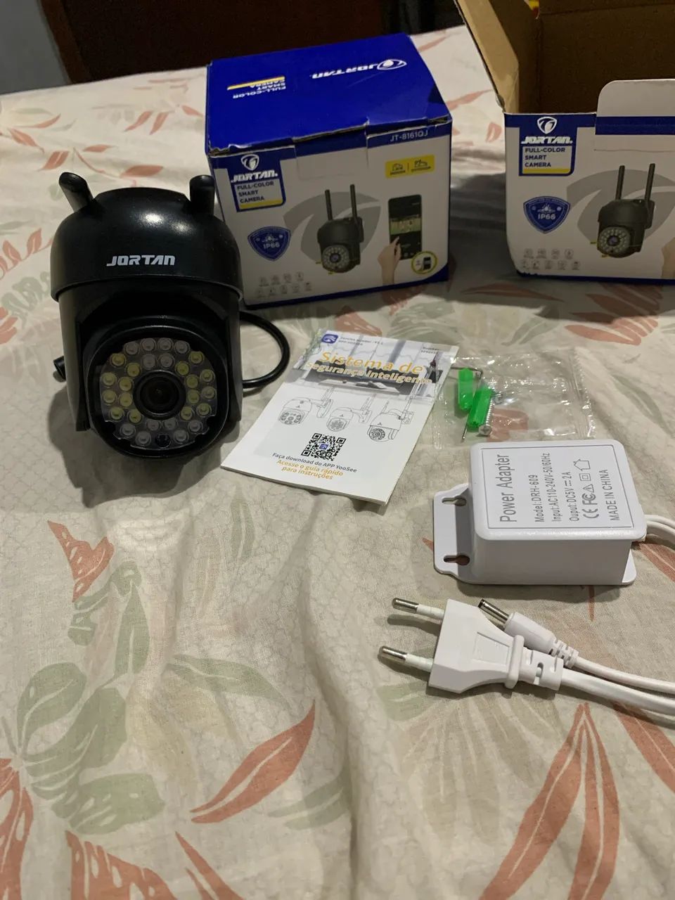 Kit com duas Câmeras Jortan Jt 8161 Inteligente Para Monitoramento Wifi - Foto 2