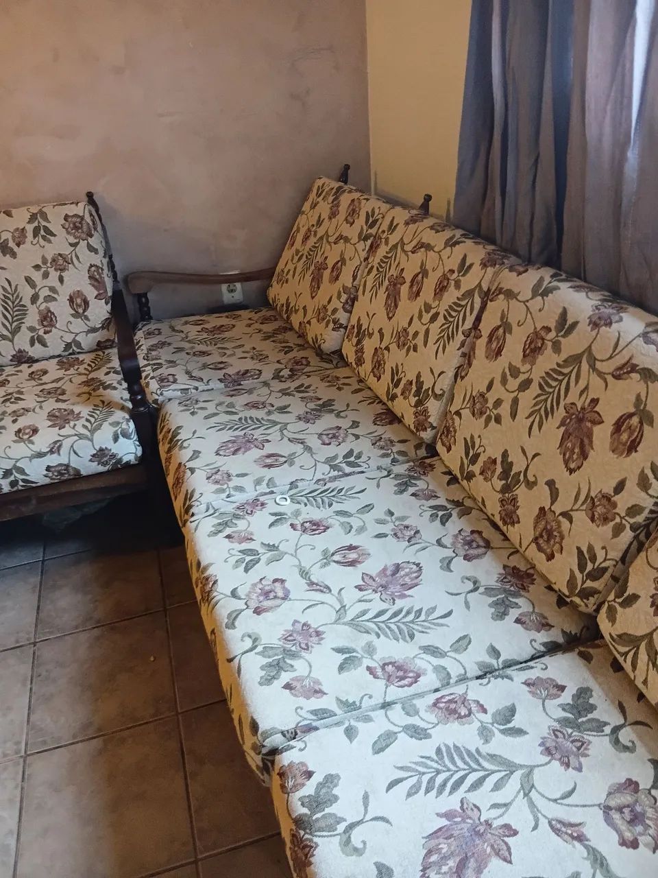 Sofá vintage de madeira maciça  - Foto 2
