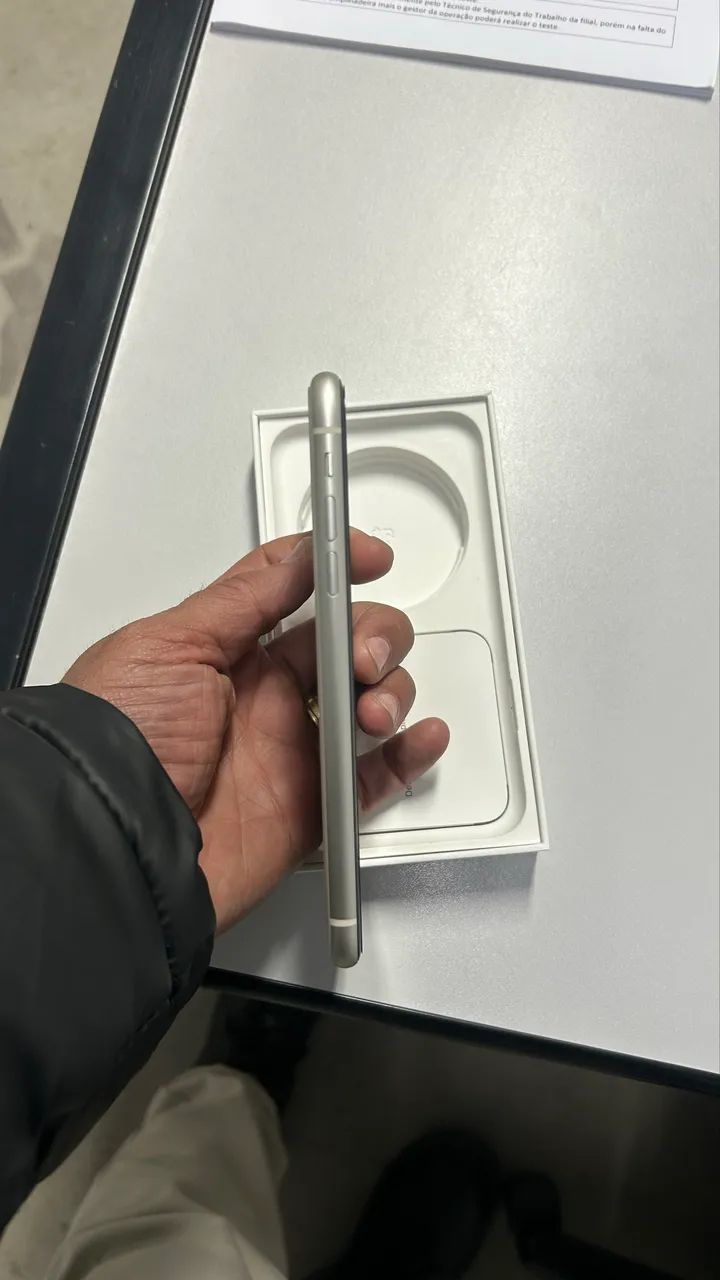 iPhone 11  - Foto 4