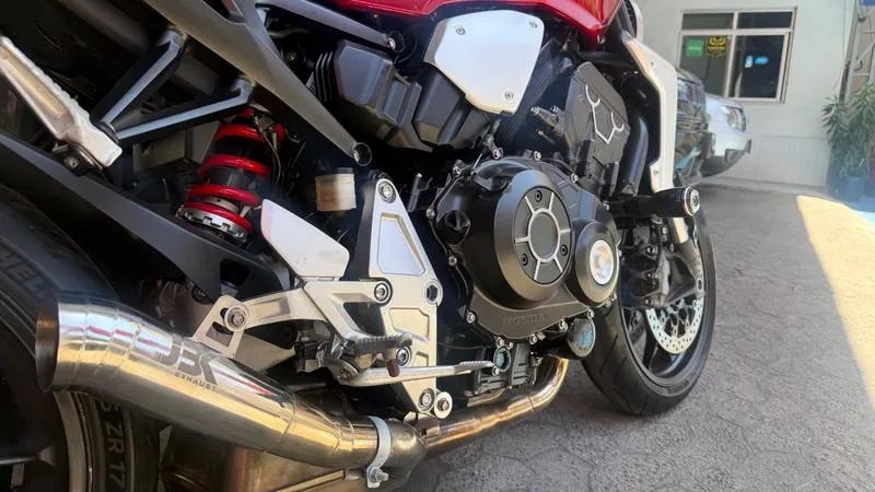 HONDA CB 1000R 2020 - Foto 2