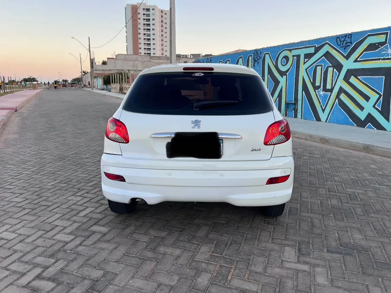 Peugeot 207 Active 1.4 Flex 8V 5P 2014 - Foto 2