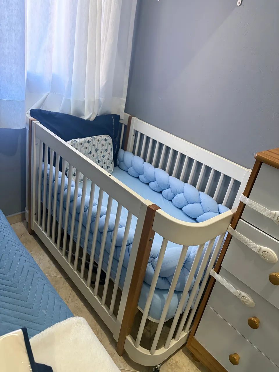 Berço infantil madeira com colchão 