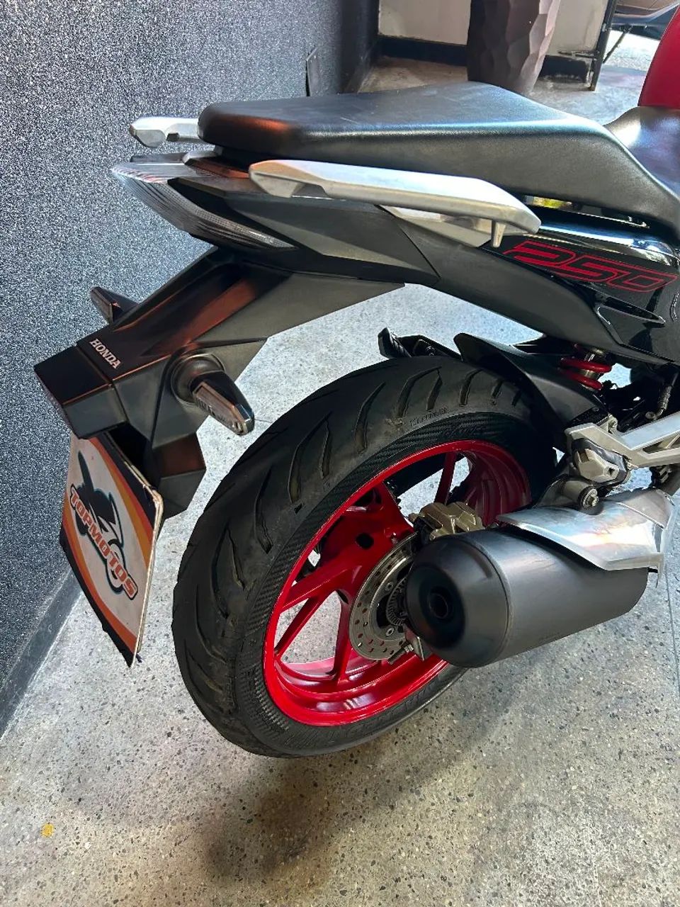 CB TWISTER 250 - Foto 5