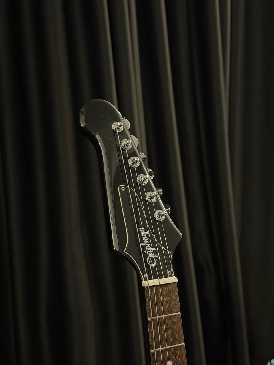 Guitarra Epiphone Firebird Custom Shop - Foto 2