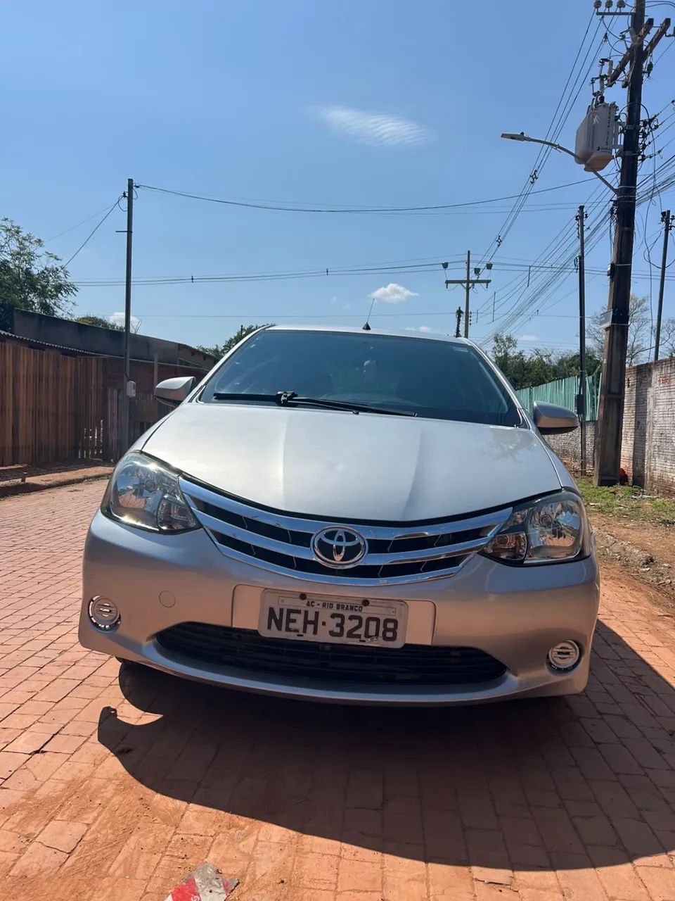 Toyota Etios X 1.3 Flex 16V 5P Mec. 2016 - Foto 2