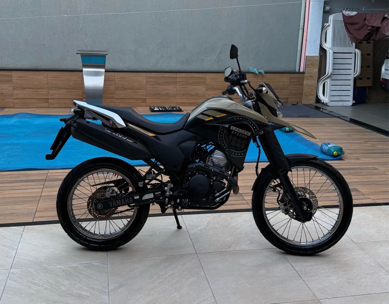 Xtz Lander 250 2024