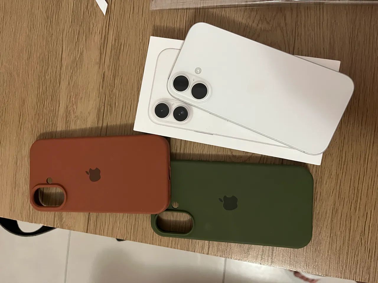 iPhone 16  - Foto 2