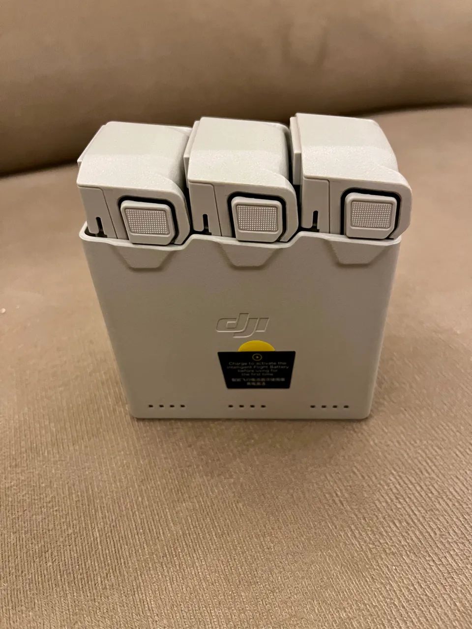 DJI Mini 4 Pro - Combo Fly More - Foto 4