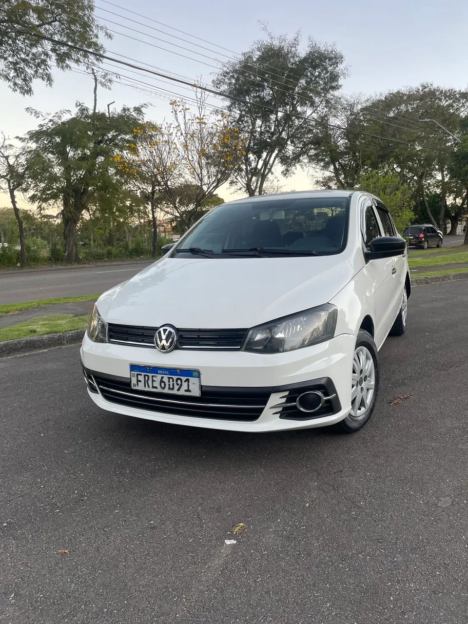 Volkswagen Voyage VOYAGE Trendline 1.6 T.Flex 8V 4p 2018