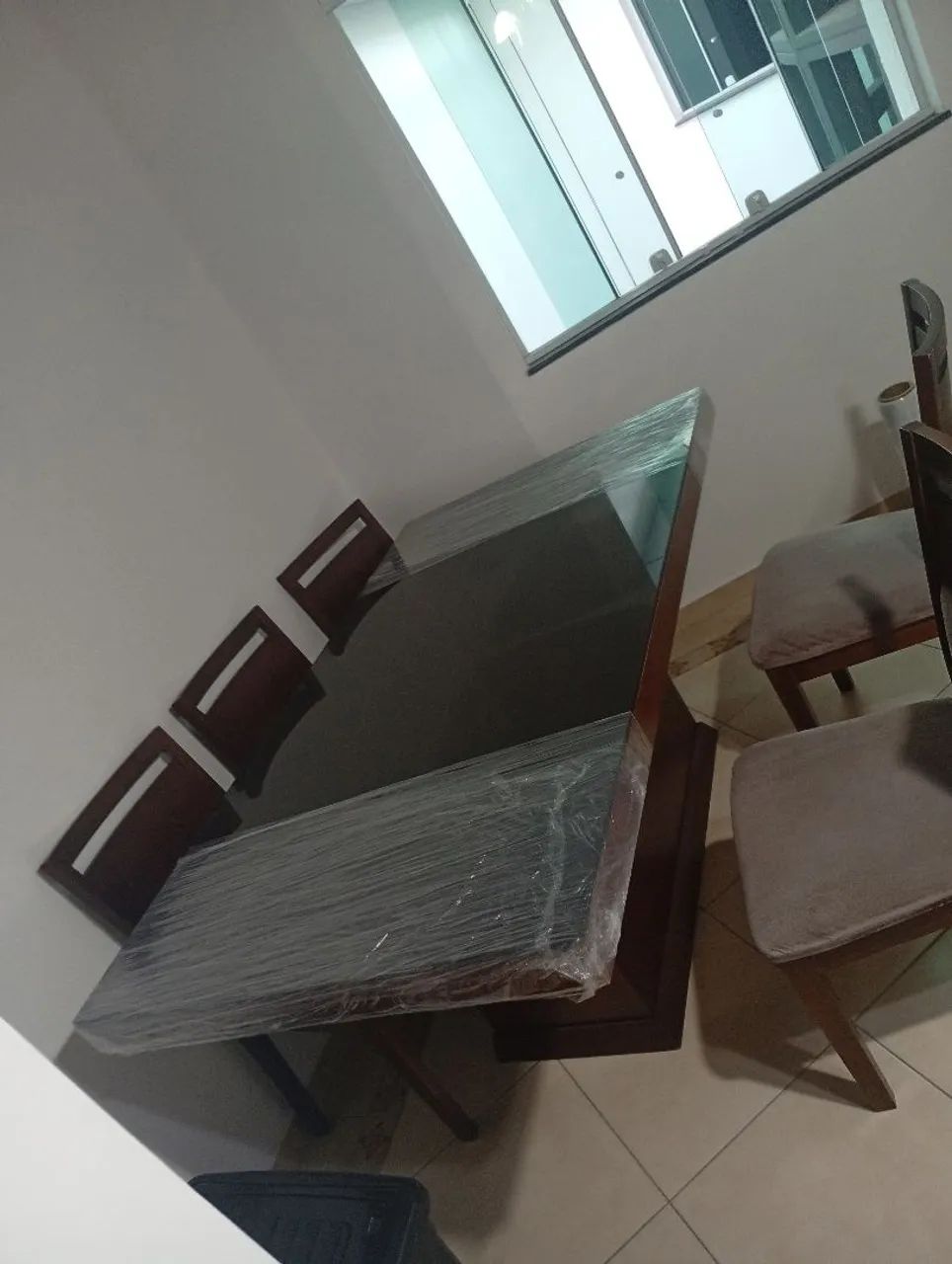 Mesa com 6 cadeiras  - Foto 2