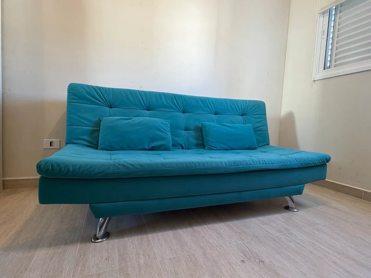 Sofá cama azul turquesa - Foto 2