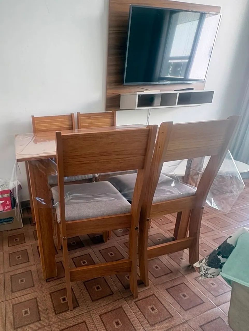 Mesa 4 lugares - Nova  - Foto 2