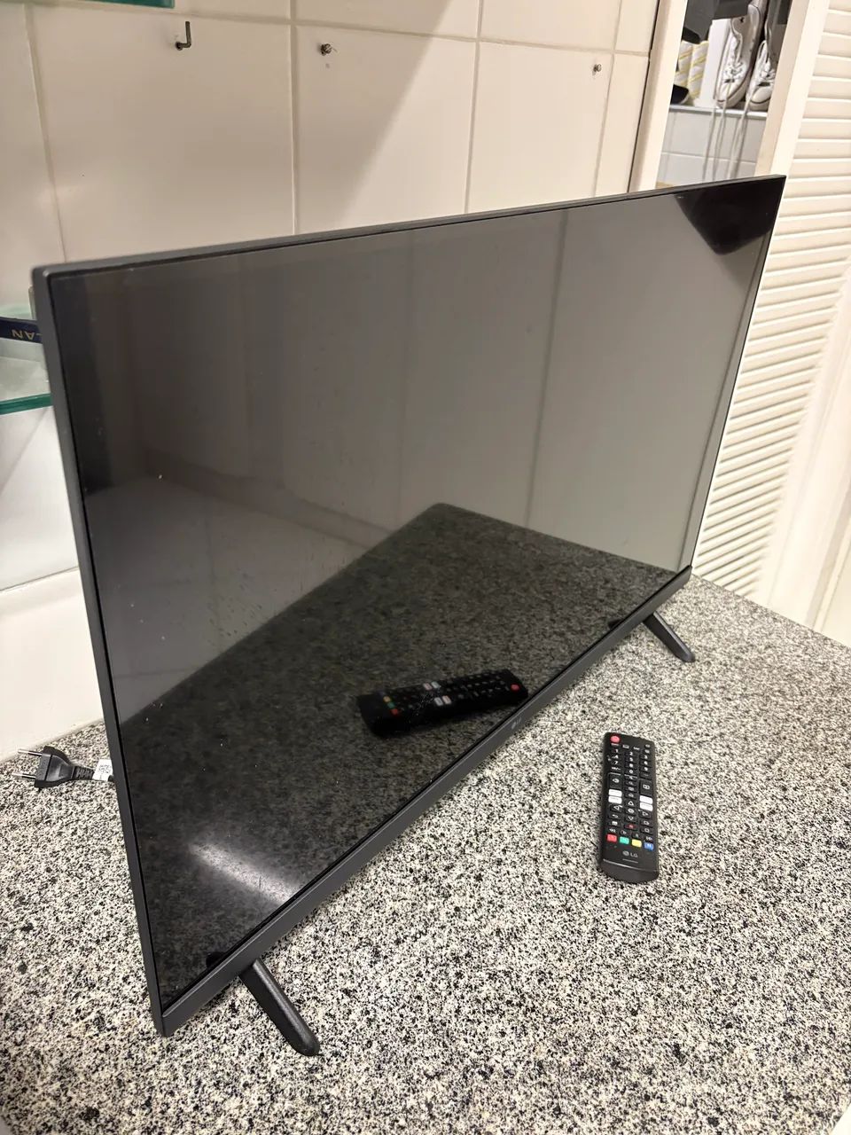 Smart TV LG 32? LED HD Wi-Fi Bluetooth WebOS + Controle