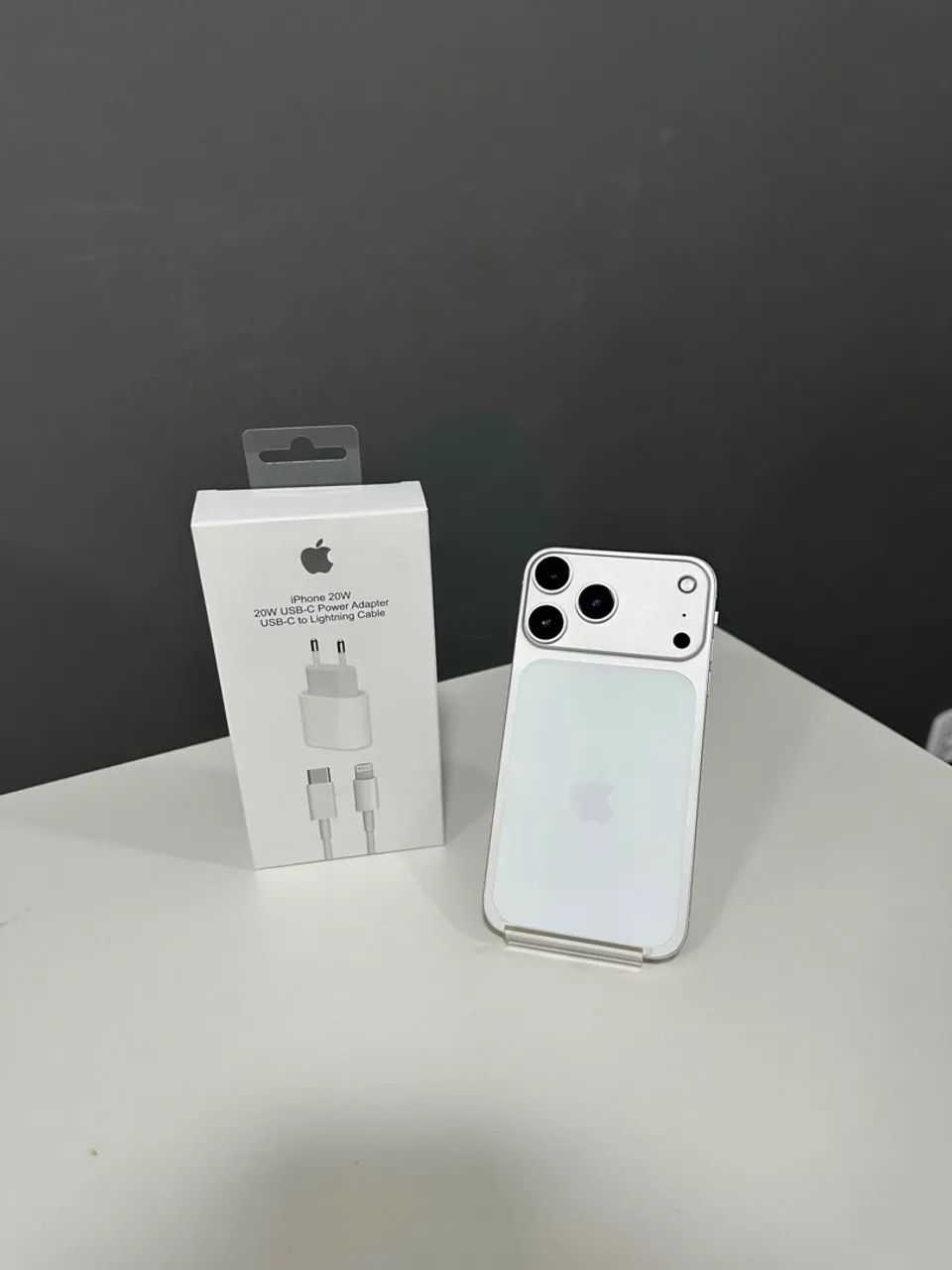 iPhone 11 256GB - 17 pro 