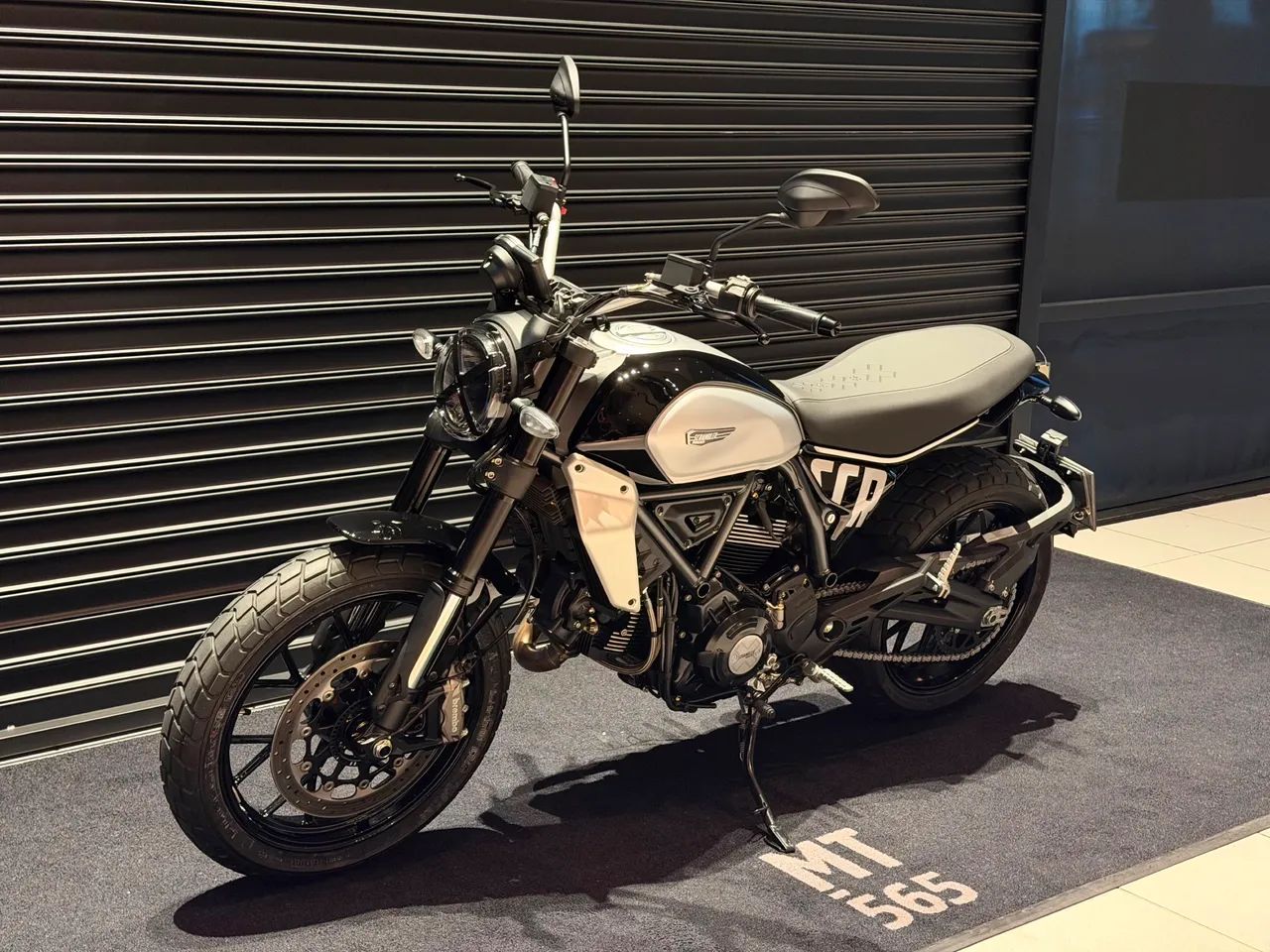 DUCATI SCRAMBLER ICON  - Foto 5
