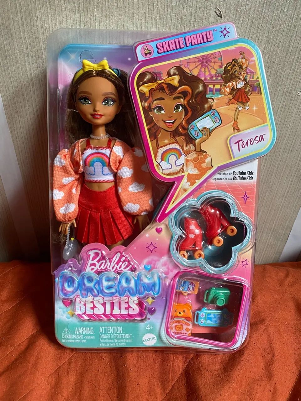 Barbie Teresa dream besties patins 