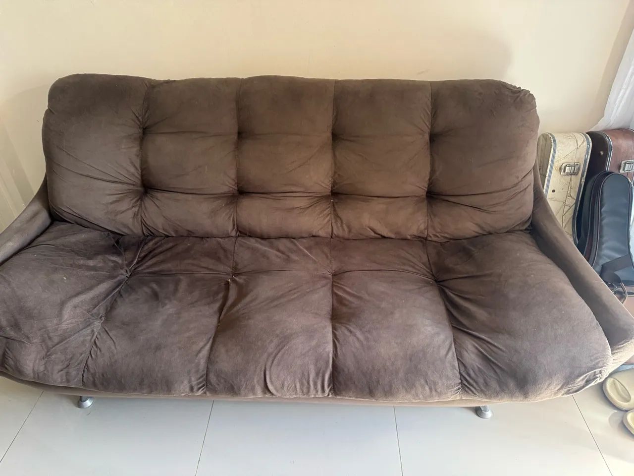 SOFÁ 2 Lugares | 1,80m largura | Não é retrátil 