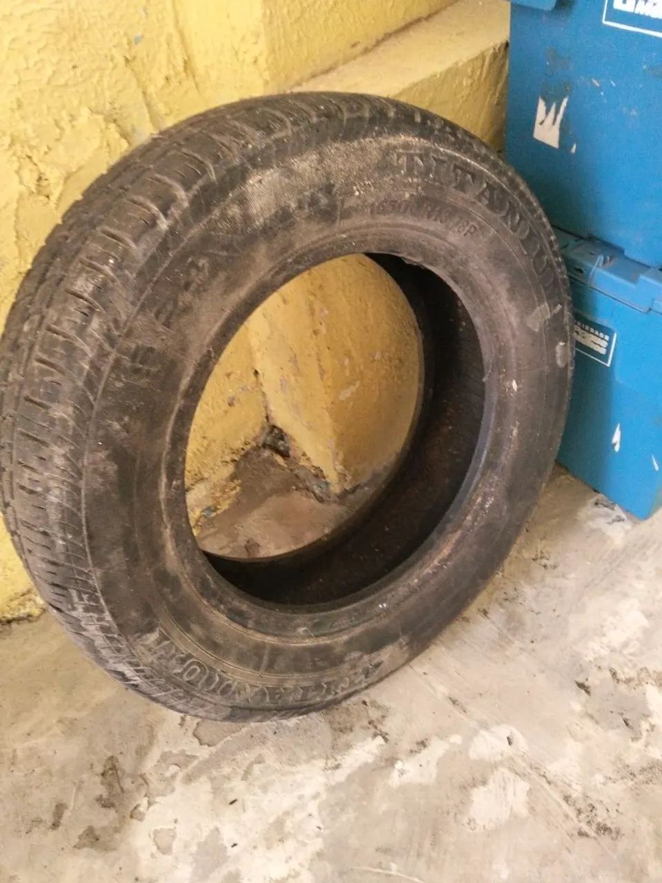 Pneu  - Foto 2