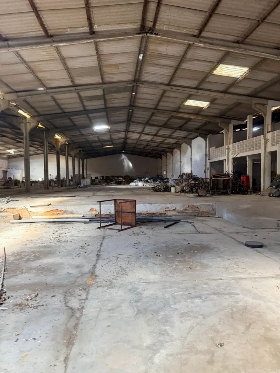Galpão Comercial no Alecrim - Centro Natal RN / 2.400 m2