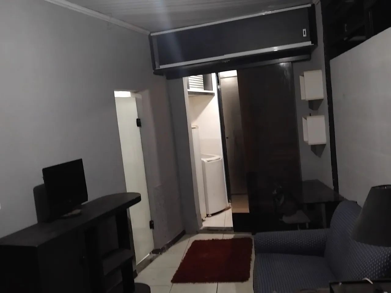 Kitnet térrea semi mobiliada com garagem  - Foto 4