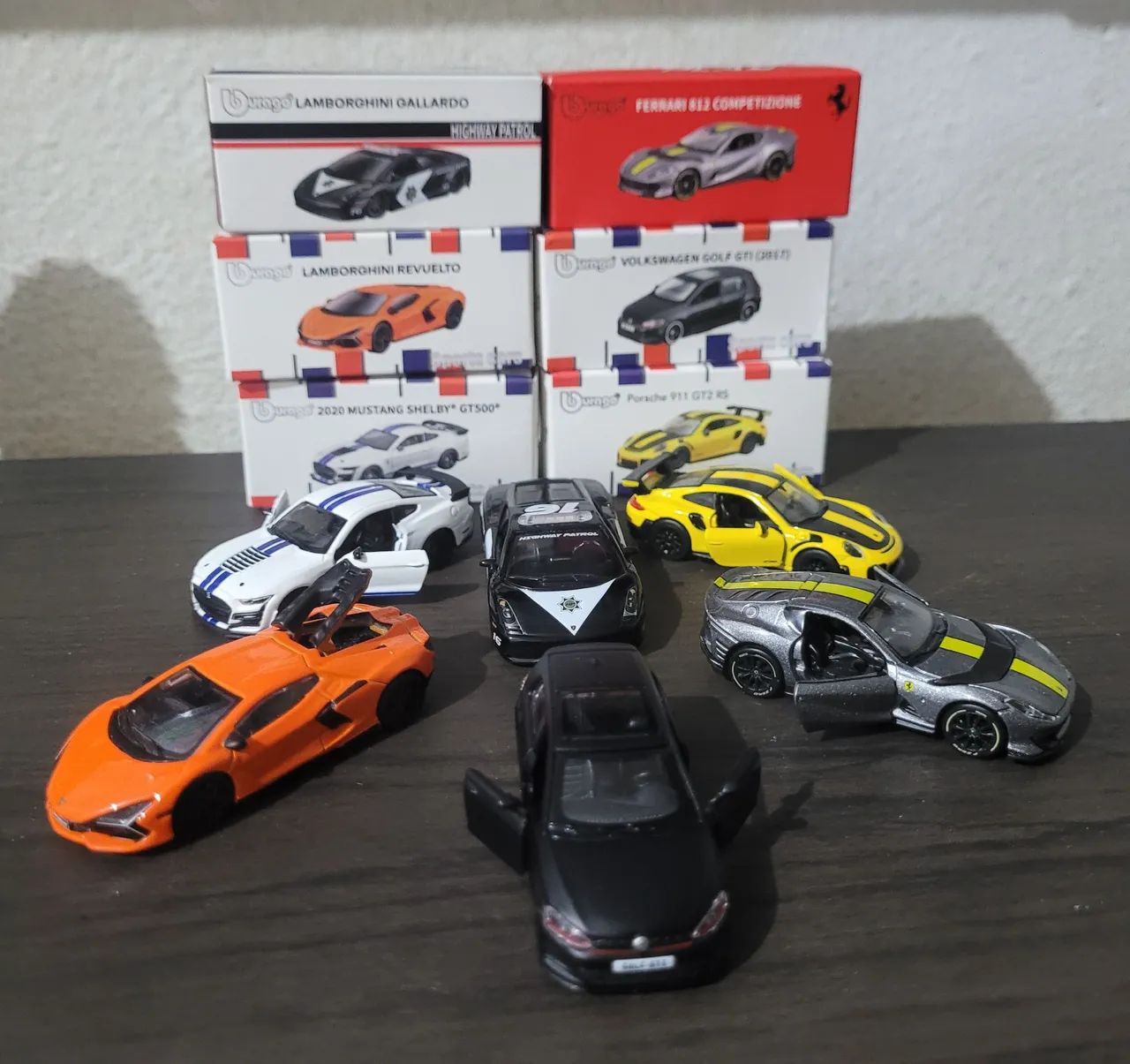BBurago 1:64 Scale Model Cars