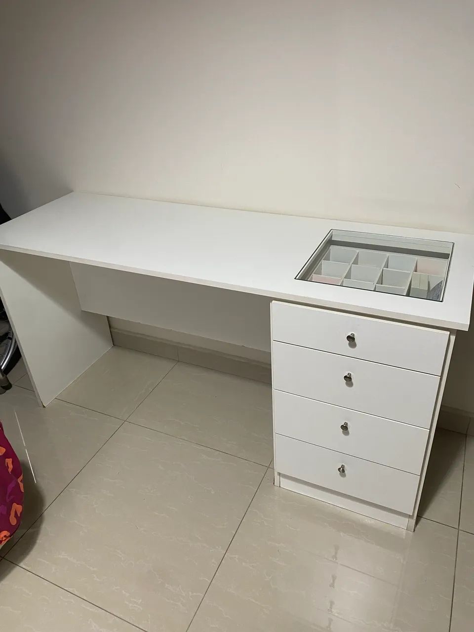 Vendo escrivaninha 