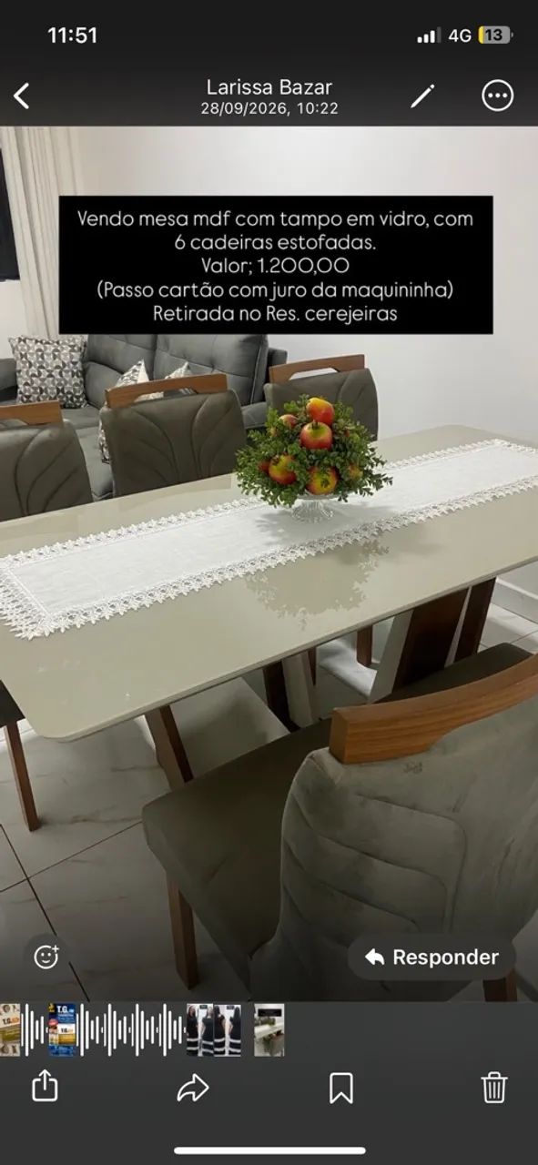 Mesa com 6 cadeiras 