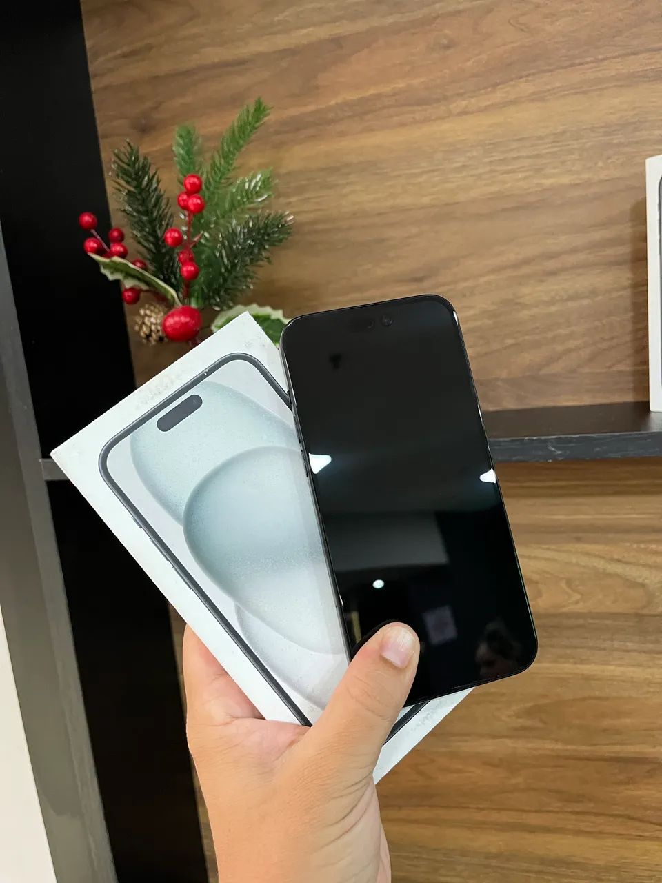 IPHONE 15 PLUS SEMINOVO - BATERIA TOP 