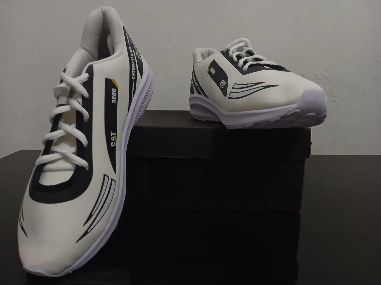 Tenis