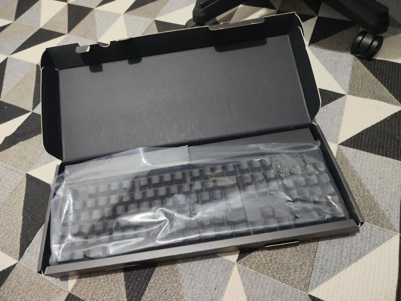 Teclado gamer coolermaster em excelente estado  - Foto 4