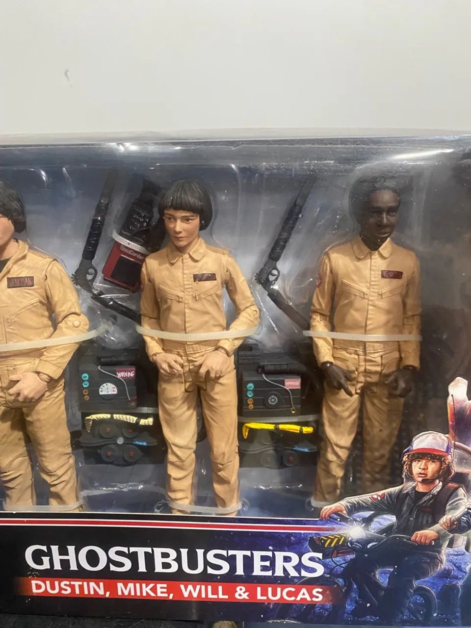 Stranger things  ghostbuster Macfirline lacrado - Foto 2