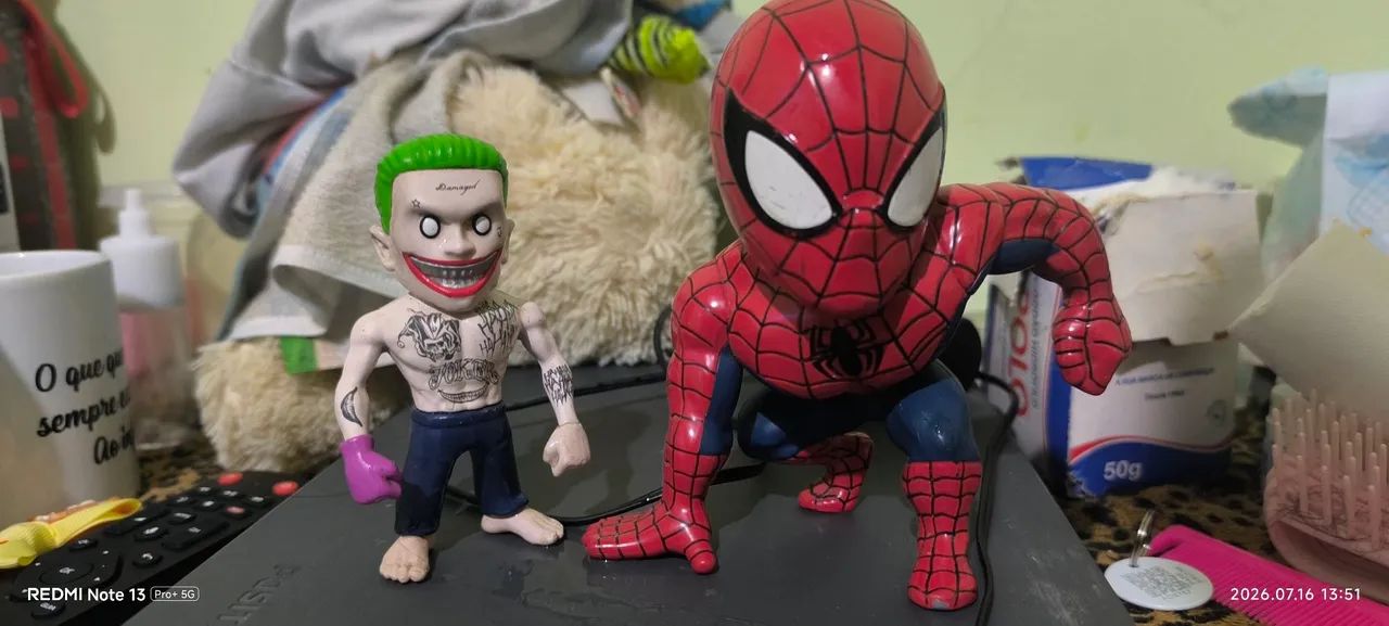 Vendo coringa e homem de ferro edição limitada 