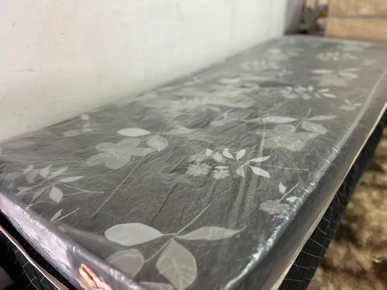 CAMA BOX DE SOLTEIRO  - Foto 2