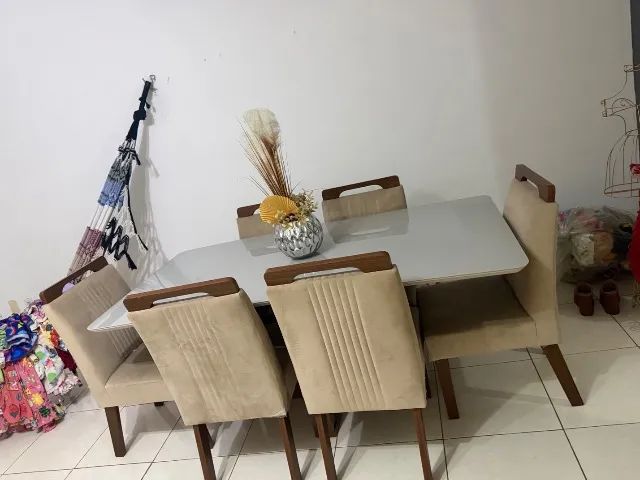 Mesa de jantas com seis cadeiras  - Foto 2