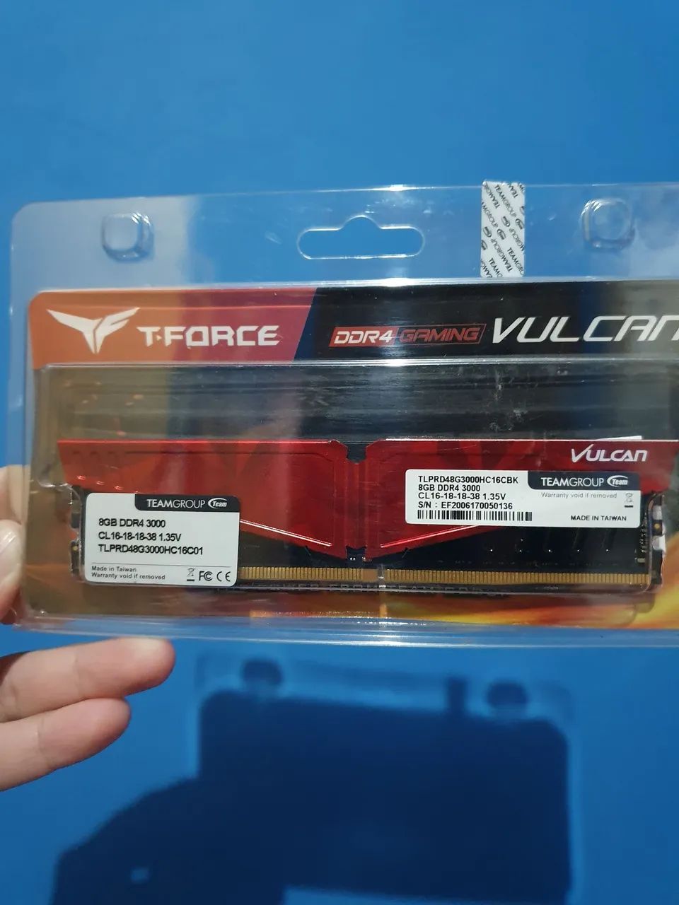 TeamGroup T-Force Vulcan TLPRD48G300HC16CBK 1x8GB DDR4 CL16 - Foto 2