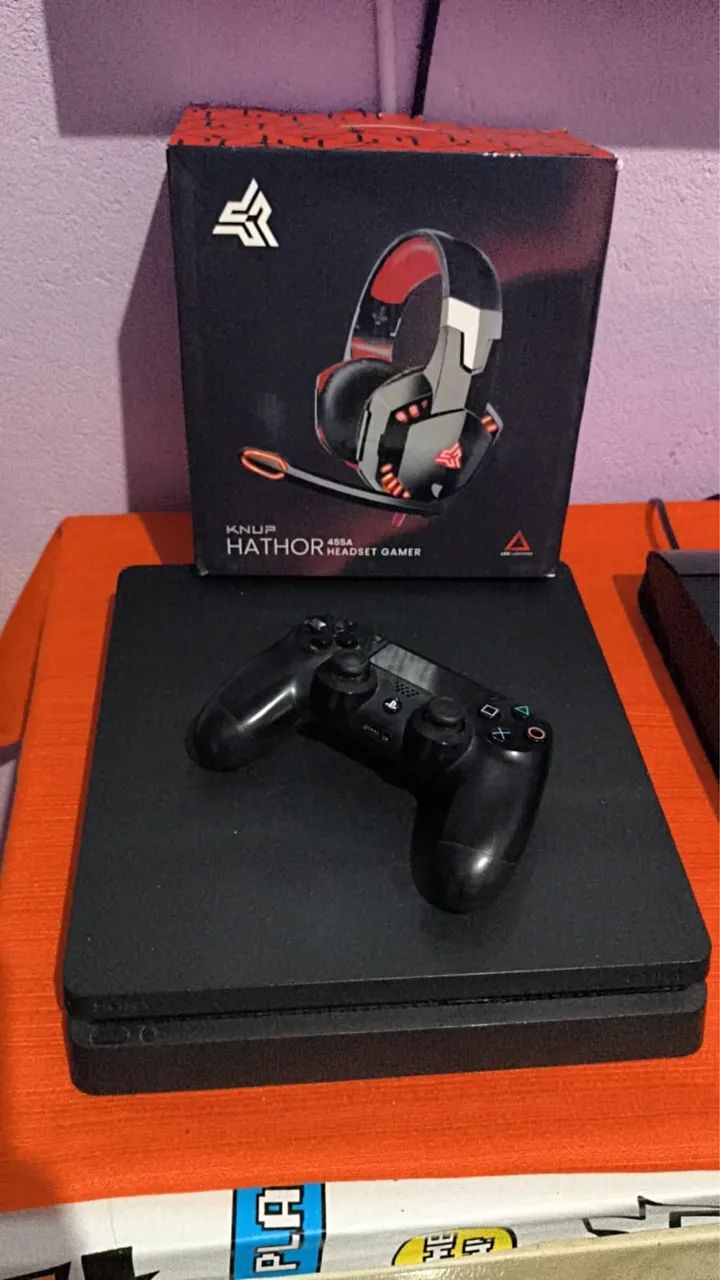 Ps4 slim 