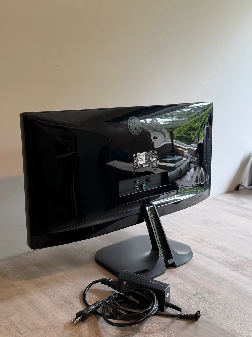 Monitor 25um58g-p Gamer Ultrawide 75hz 25 Pol Fhd 1ms Mbr Preto 127/220v - Foto 2