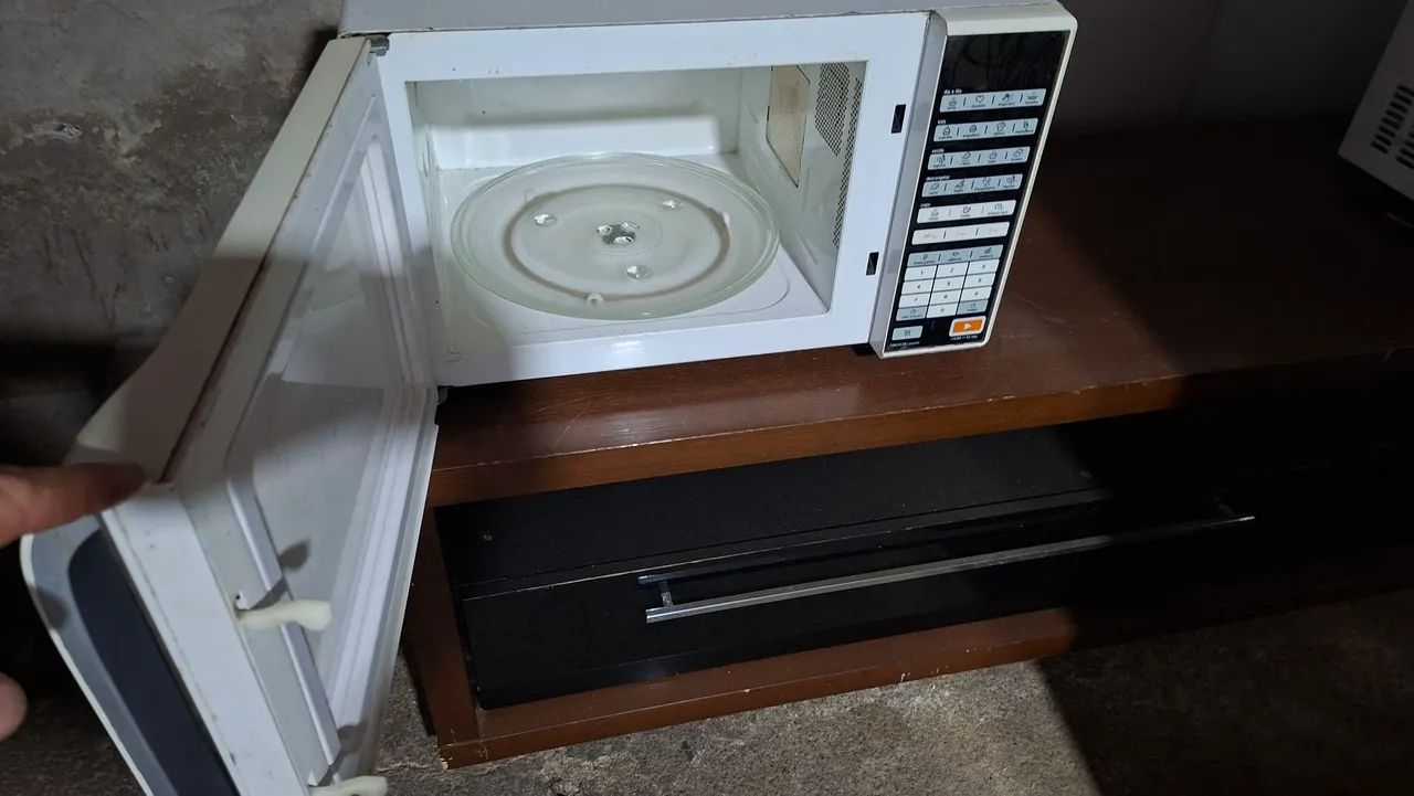 Microondas midea 