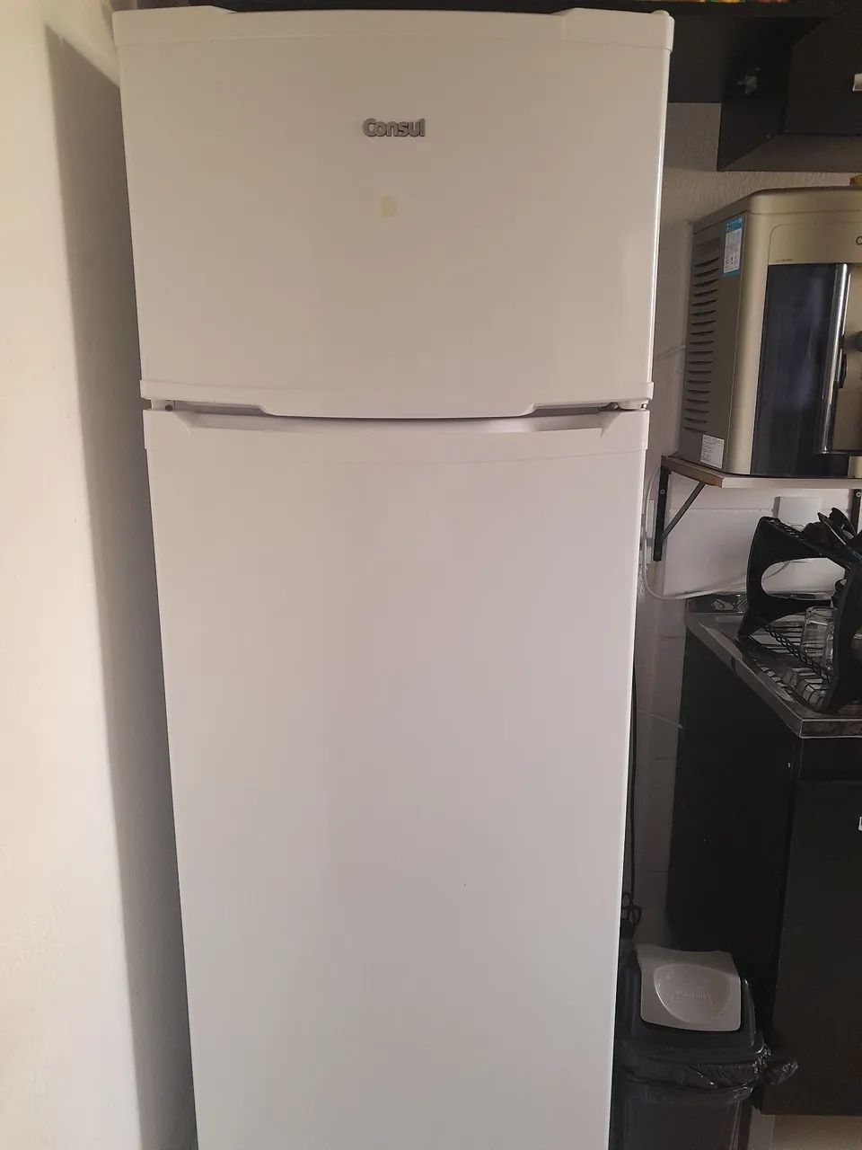 Geladeira semi nova