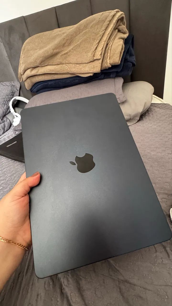 MacBook Air M2 256GB - Midnight (Azul Midnight) - Notebooks